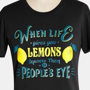 NWOT Black Yellow Lemon Tshirt Size XS
